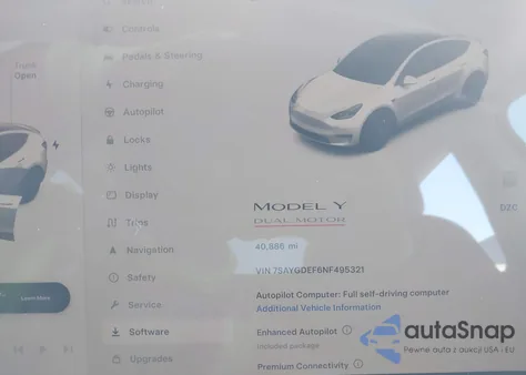 2022 Tesla Model Y Performance Dual Motor All-Wheel Drive z USA, uszkodzony, nr VIN 7SAYGDEF6NF495321